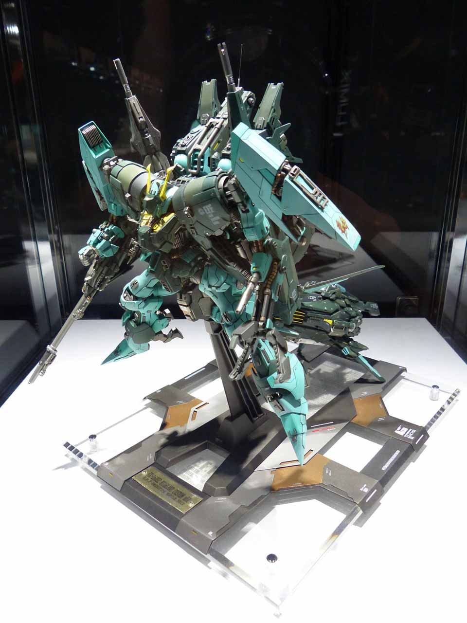 ガンプラ作り世界一を決める「ガンプラビルダーズワールドカップ 2014
