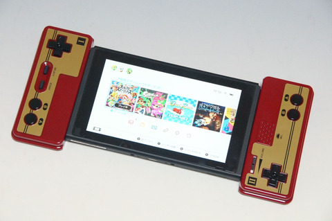 あの頃が蘇る ミニハードに最適なhdmiセレクターや Nintendo Switch用 ファミコンコントローラー を試してみた 使って試してみました ゲームグッズ研究所 Game Watch