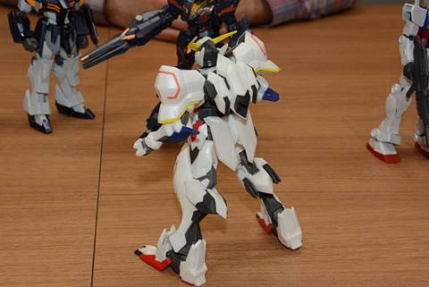 魂インタビュー 3 000円という価格帯で世界に挑む新ブランド ガンダムユニバース 遊びやすさと精密な造形 何より大胆なアレンジでユーザーを魅了 Game Watch