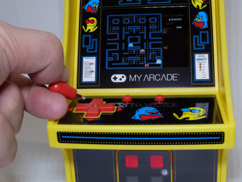 ゲーセンが手の中に 2つのアーケード筐体型ミニゲーム機 レトロアーケード と Tiny Arcade を遊んでみた Game Watch