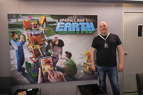 リアルでマイクラの楽しさを友達と共有できる 革新的なarゲーム Minecraft Earth 初試遊レポート Game Watch