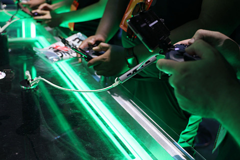 まずはxbox Oneのパーソナルサーバー化から どこでもxbox One を目指すクラウドゲームプラットフォーム Project Xcloud 体験レポート Game Watch