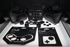 Ps4コントローラーならコレ 超弩級のカスタマイズ性能にクラクラするastro Gaming C40 Tr Controller 体験レポート Game Watch