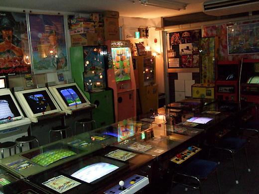 【悲報】レトロゲーム特化のゲームセンター「ナツゲーミュージアム」、9月16日をもって閉館