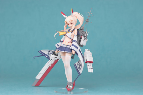 アブナイっ 横からちょっと見えてる アズールレーン より 綾波改 のフィギュアが再販 Game Watch