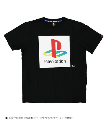 三人称が着用モデルで登場 Playstationコラボtシャツやスタジャン キャップなど18アイテムが本日発売 Game Watch