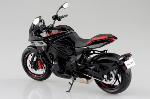 刀 の文字が馴染む黒いボディ Suzuki Gsx S1000s Katana の完成品バイクが発売 Game Watch