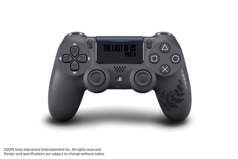 The Last Of Us Part Ii コラボデザインのps4 Pro本体とヘッドセット