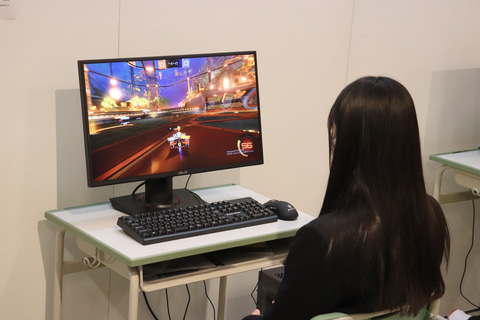 ロケリ から始まる女子校eスポーツ部の歴史 創設間もない英風高等学校 Game Watch