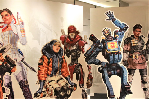 Apex 公式ショップ 気になる内容を紹介 ネッシーぬいぐるみなどのグッズが盛りだくさん Game Watch