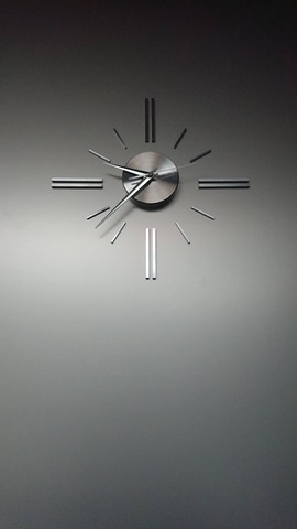 時計の針はゼットンの暗示 映画 シン ウルトラマン 公式twitter 意味深な画像をアップ Game Watch