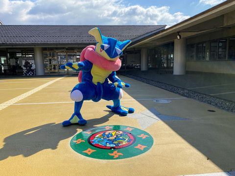 2月22日は 忍者の日 しのびポケモン ゲッコウガ のポケふたが滋賀県甲賀市に登場 Game Watch