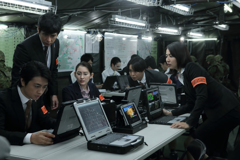 シン ウルトラマン 主人公が所属する組織は 禍特対 場面写真が公開 Game Watch