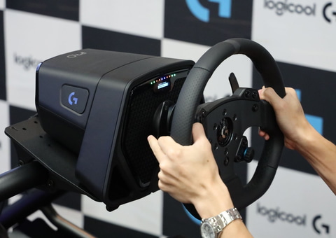 ついにロジもダイレクトドライブ採用！ 「PRO Racing Wheel/Pedals