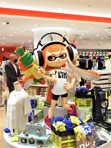 Nintendo Osaka 遂に11月11日オープン 任天堂に浸れる店内の様子を先行フォトレポート Game Watch