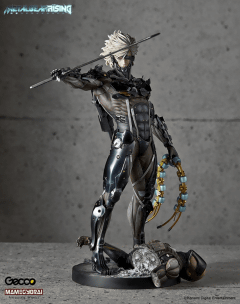 Metal Gear Rising Revengeance の雷電が1 6フィギュアに Game Watch