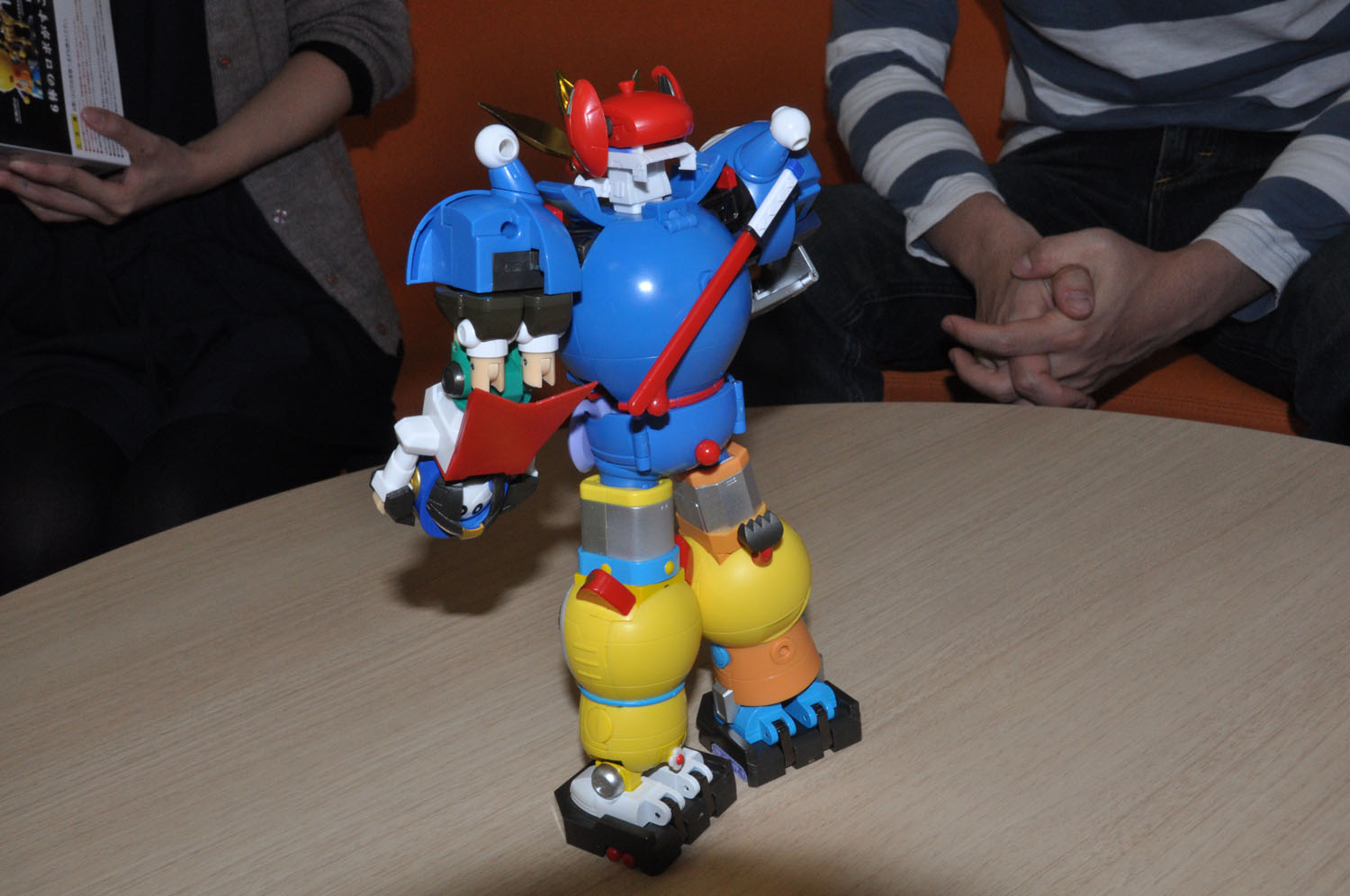 拡大画像 特別企画 超合体sfロボット 藤子 F 不二雄キャラクターズ インタビュー 17 18 Game Watch