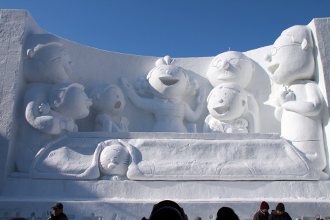 スター ウォーズ 雪像など さっぽろ雪まつり の様子を写真で紹介 Game Watch
