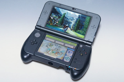 使って試してみました ゲームグッズ研究所 より良いグリップを求めて Ps Vita New3ds Ll用の最新グリップを試してみた Game Watch Watch