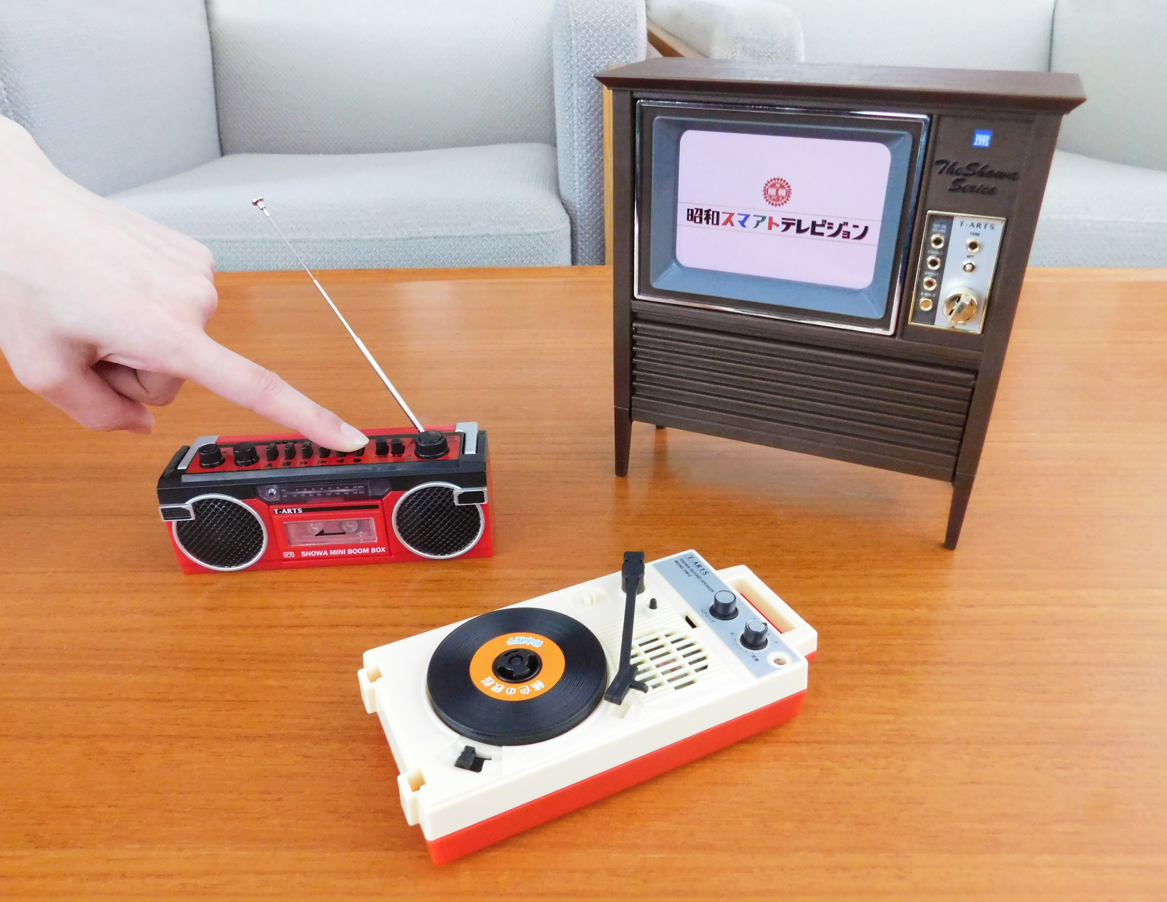 タカラトミーアーツ ザ 昭和シリーズ 第1弾としてミニチュア家電ガジェット3製品を発売決定 Game Watch