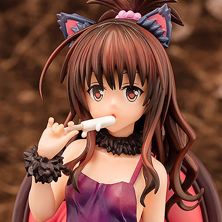 それ、ちょっと透けてない……？ 「結城美柑」がオオカミっ娘姿で