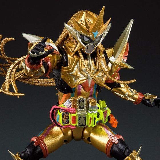 黄金に輝くボディを忠実に再現！ 「仮面ライダーエグゼイド ムテキ