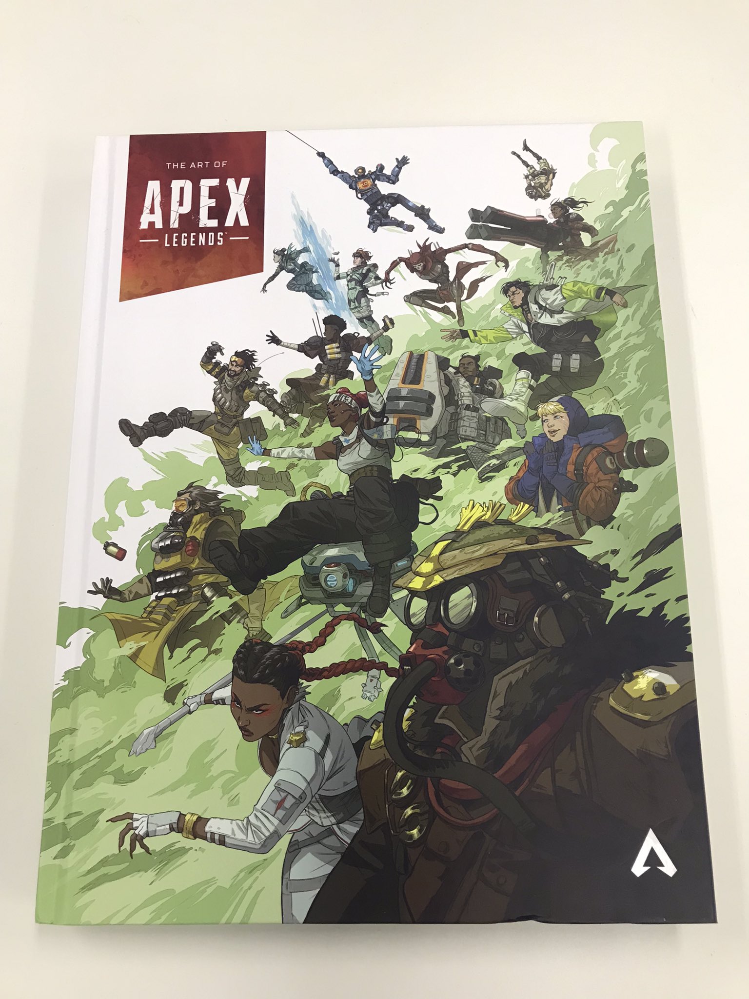 Apex Legends」のアートを多数収めた書籍「The Art of Apex Legends