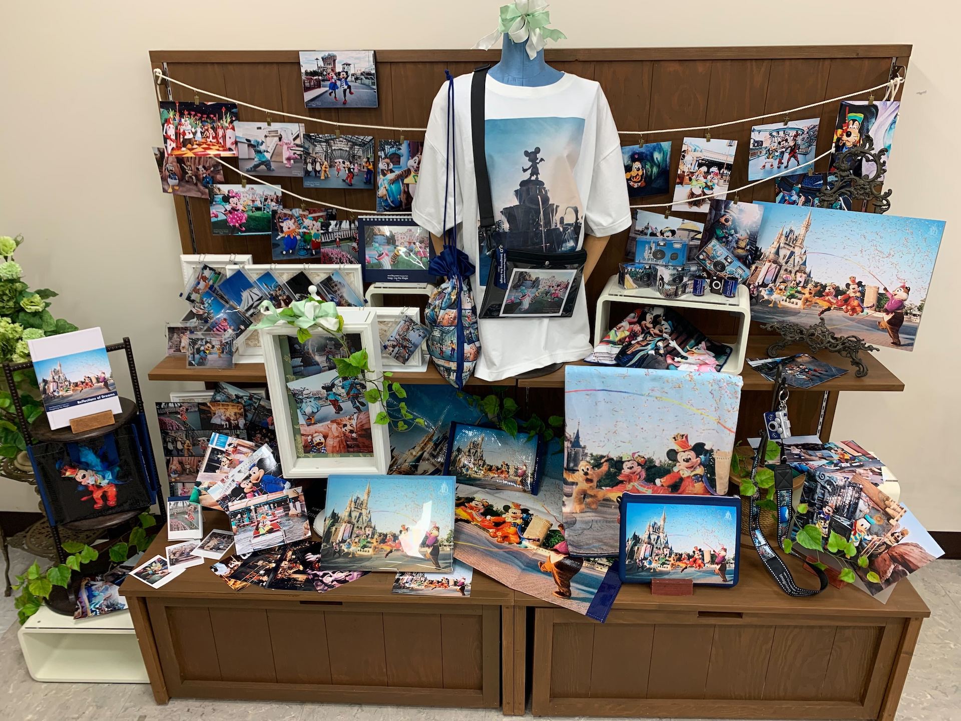 【未使用】東京ディズニーランド 10周年 オープニングナイト記念グッズ一式セット ディズニー、奥山由之氏によるフォトグラフィープロジェクト