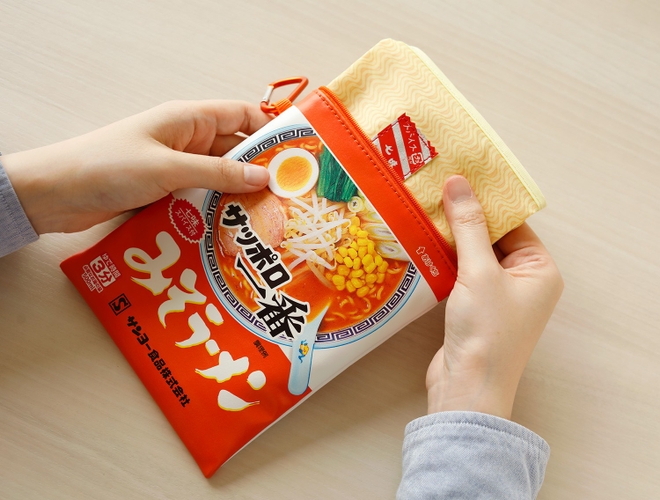 サッポロ一番 みそラーメン」とコラボしたオリジナル付録付き