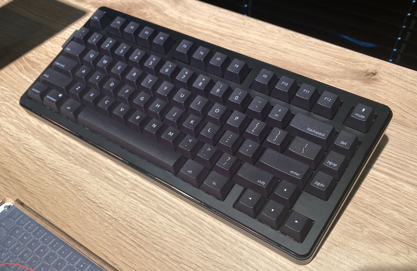 AIM１　キーボード AIM1、ゲーミングキーボード「刹那」の販売を中止。他社製品とアルミ