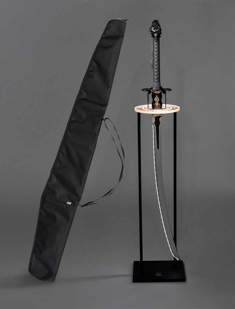 ニーア オートマタ」2Bの武器「白の契約」1/1スマートトイがスタンド