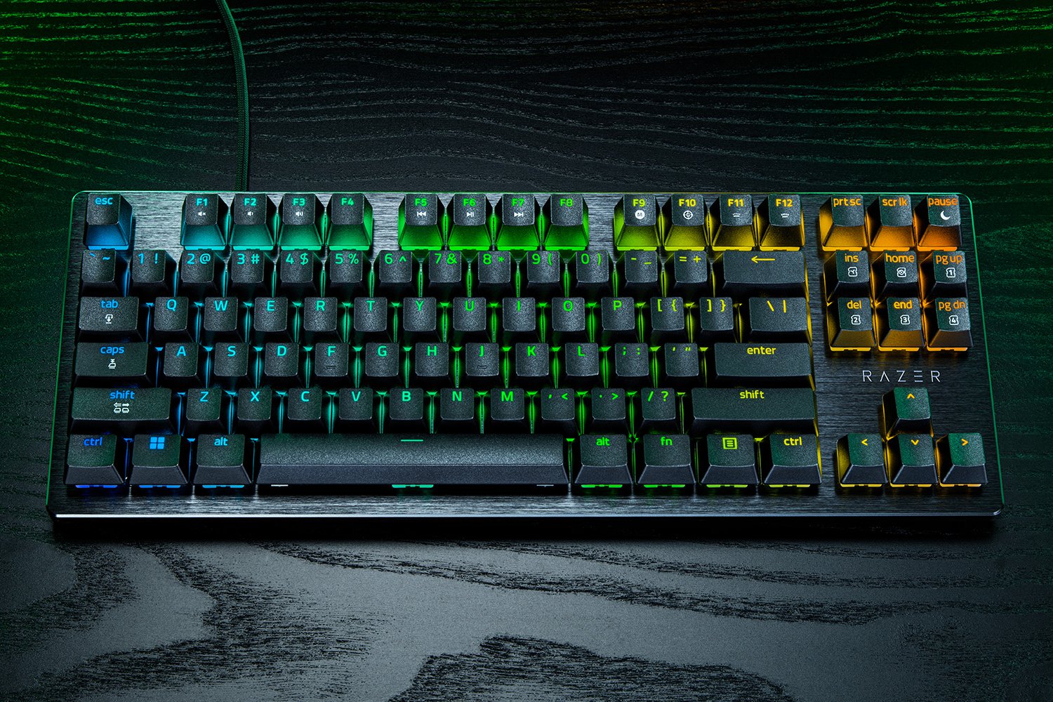 Razer初の磁気スイッチ搭載！ ゲーミングキーボード「Huntsman V3 HE